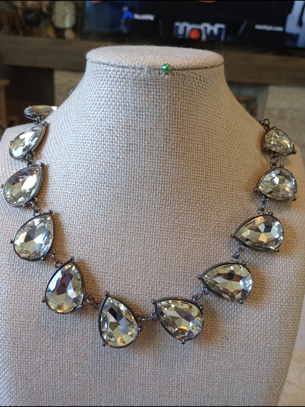 Vintage Zi-Crystal Teardrop Necklace - Gunmetal